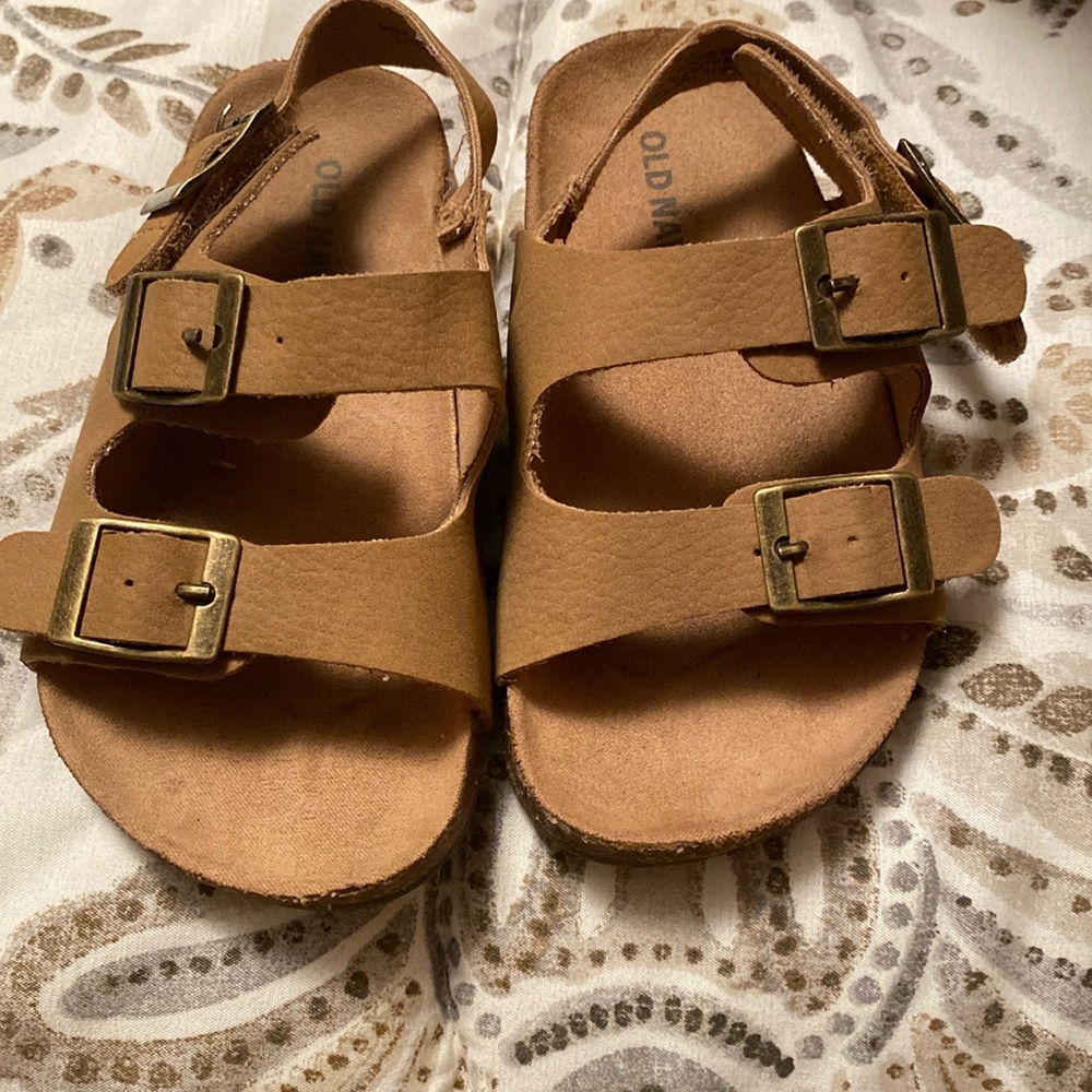 Kids sandals